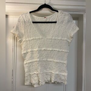 Free people white v-neck women’s shirt - size XL